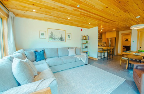 Carrabassett Valley Condo | Sugarloaf - Bike Park Access & Golf Nearby