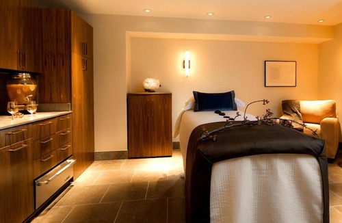 West End House | Suite + Connecting Room at a 5⭐️ Hotel