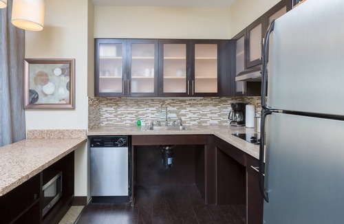 Fremont Apartment | Suite Near Downtown. Breakfast, and Pool Access!