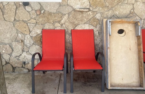 Kingsville Cottage | "Summer Made Simple". Never pay a cleaning fee!