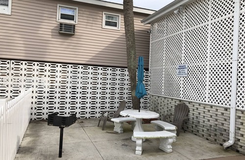 Downtown Myrtle Beach Apartment | Sun, Sand & Pool! One block from the beach!