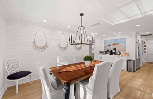 Sarasota Springs House | Sunny Oasis: Bright, Private and Beautiful Retreat! Magnolia Rentals