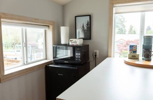 Green Lake Apartment | Sunnyside Loft - Close to Town, Relaxing, Cozy
