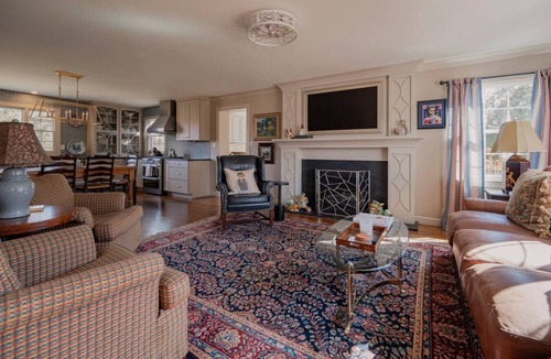 Roseland House | Sunset Pointe - Fire Pit | Walking Trails & Creek!