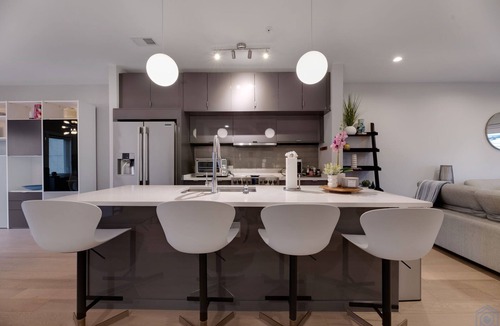 Northeast Condo | Sunset views & contemporary comforts minutes from food & fun in Northeast DC!