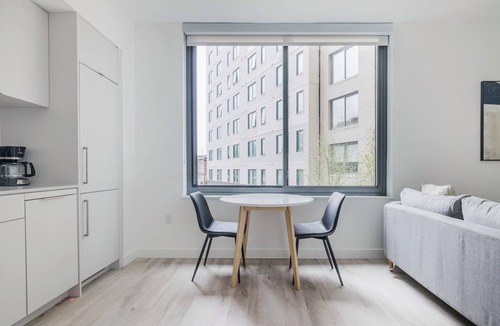 Truxton Circle Apartment | Superb NoMa 1BR w/Pool, Gym, A/C, Pet Area & Spa