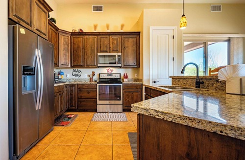 Apache Junction House | ‼️ Superstition Gecko | 3BR Retreat w/Mtn Views