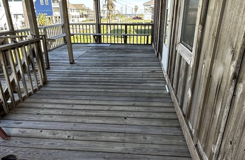 Surfside Beach Cottage | Surfside Beach, Texas. Fantastic views of the beach and bay. Steps to the beach