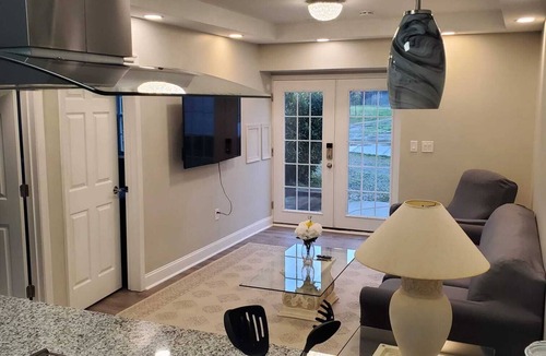 Derwood Apartment | Susu's-Luxurious® 2 bedroom 2 bath apartment.