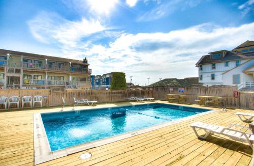 Kill Devil Hills Apartment | SW7 Seventh Heaven Oceanfront Community Pool