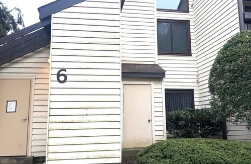 Montgomery Village Condo | Sweet Home
