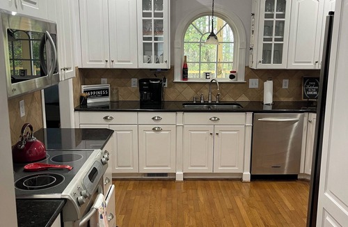 Cedar Point House | Sweet Sunshine Escape. Bring the whole family to this beautiful home.