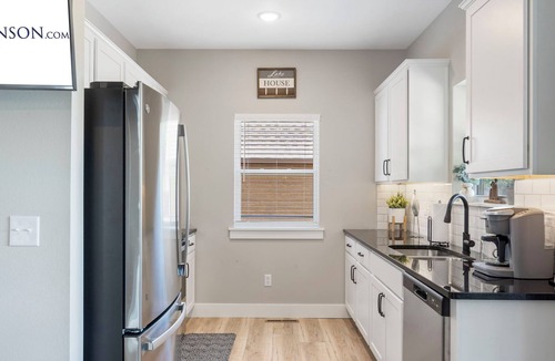 Kimberling City House | Table Rock Views with Private Hot Tub, Indoor/Outdoor Pools, Near Silver Dollar City & Free Tickets