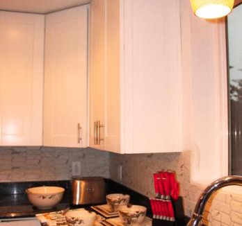 Mountlake Terrace House | Tahoe Room Full bed for two 13 miles to Seattle Space Needle