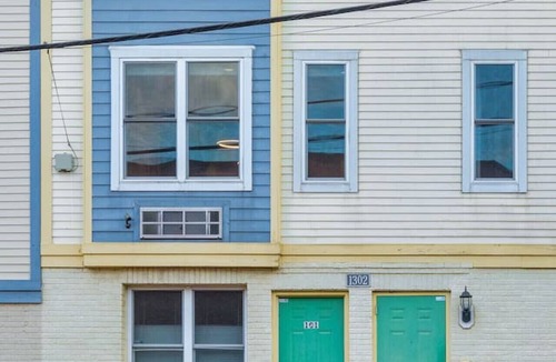 Northeast Condo | Tech-savvy Ivy City condo with natural light, steps from Union Market