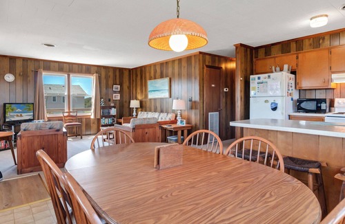 Kitty Hawk Cottage | Ten Forward: 500ft to Beach, Ocean Views OBX