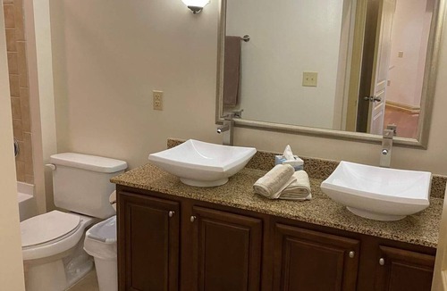 Cary Apartment | The Arboretum 2BR with Balcony 5