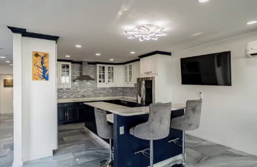 North Beach House | The Bachelorette- Wake up to waves live in luxury Your East Coast escape awaits.