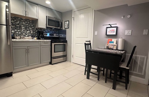 Anacostia Apartment | The Bangor D.C., Cozy Basement Apartment w/Kitchen