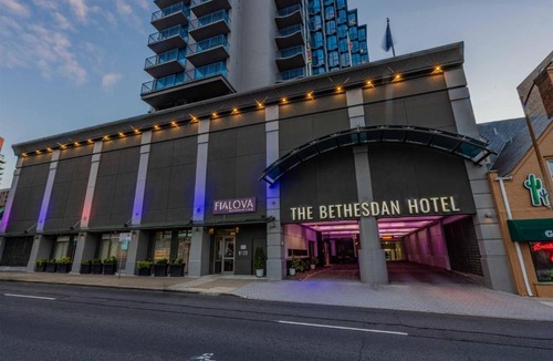 Bethesda Hotel | The Bethesdan Hotel, Tapestry Collection by Hilton
