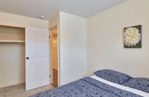 Northwest Calgary House | The Bowness Basecamp - 7818