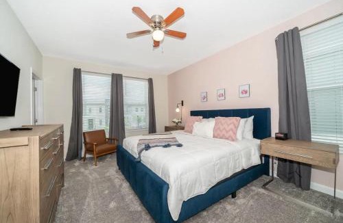 Four Corners House | The Captivating Cottage 6 bedrooms of pure delight
