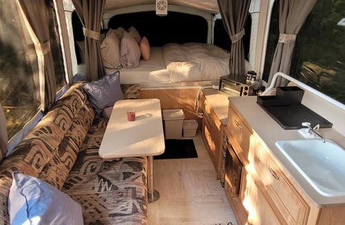 Feltzen South House | The Cozy Hideout