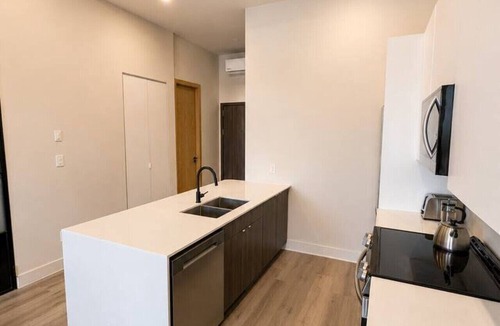 Renfrew Bed & Breakfast | The Heritage Loft | Boutique Suite in Historic Downtown Renfrew
