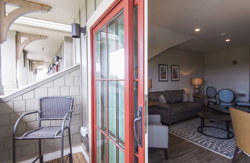 Stevensville Hotel | The Inn at Chesapeake Bay Beach Club