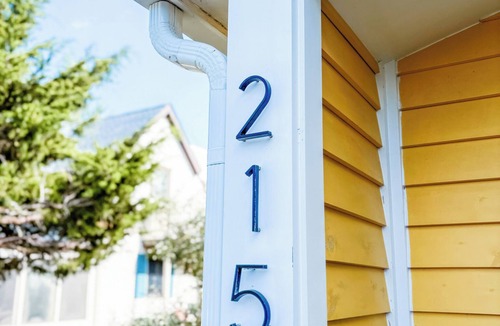 Cape May Point Apartment | The Kelly Cottage, Cape May Point Fabulous beach house steps from Stites Beach