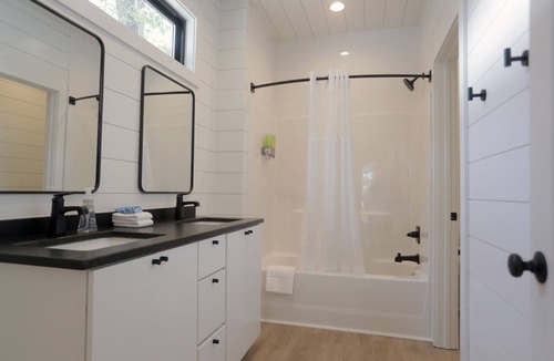 Shell Knob Cottage | The Kelsey with Boat Dock at Rod N Reel Resort