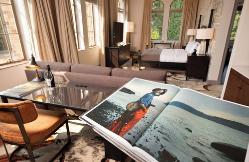 Kirkland Hotel | The Lodge at St Edward Park