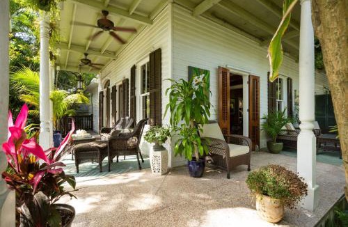 Old Town Hotel | The Mermaid & The Alligator