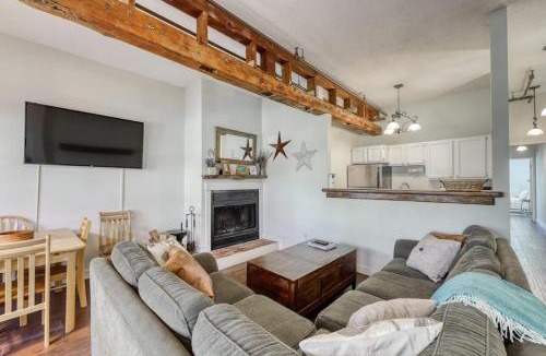 Ludlow Apartment | The Mill #210