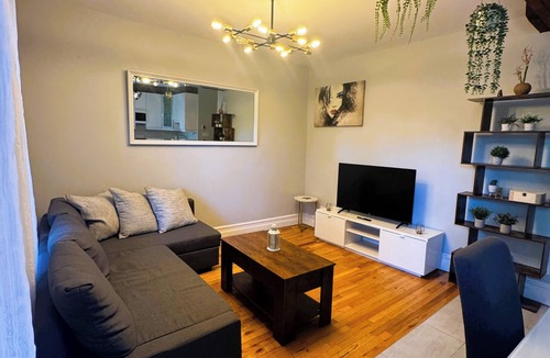 Hochelaga-Maisonneuve Apartment | The Montreal Break