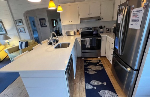 Cliff Cottage | The Nantucket Sandcastle: Our Charming Cottage - Perfect for Summer Getaways!
