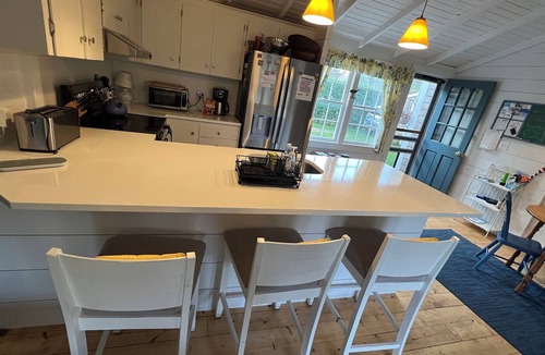 Cliff Cottage | The Nantucket Sandcastle: Our Charming Cottage - Perfect for Summer Getaways!