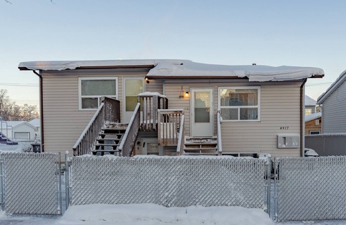 Yellowknife Apartment | The Northern Nook - Home under the Northern Lights and Midnight Sun