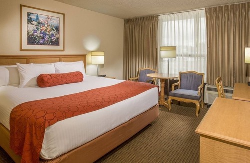 Wilburton Hotel | The Perfect Getaway is Here! Close to Best Restaurants! Pets are Welcome!