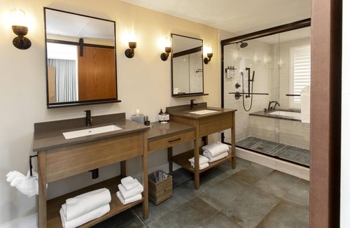 Key West Hotel | The Perry Hotel & Marina Key West