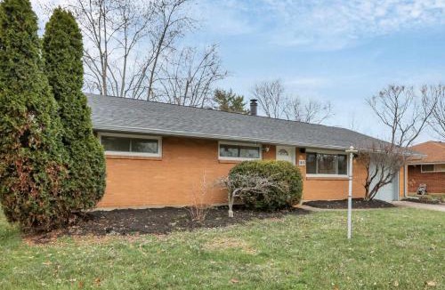 Reynoldsburg House | The Reynoldsburg Getaway