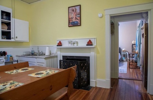 Chapel Hill Apartment | The Shabby Chic Studio - Cute 1-Bedroom Close to UNC!