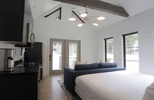 Shell Knob Cottage | The Sloane with Boat Dock at Rod N Reel Resort