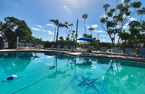 Historic District Apartment | The Suites at Fishermen’s Village- 2 Bedroom Suites
