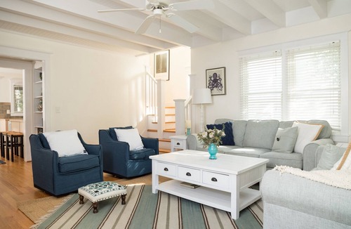 South Beach Cottage | The Surf Shack BHI; 2BR beach cottage on East Beach!