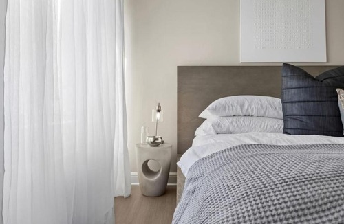 Radnor - Fort Myer Heights Apartment | The Sutton - Modern 1BR Apartment near Rosslyn Metro with Free Parking