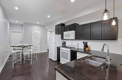 West Columbus House | The Urban Roost - 2 BR 2 Bath 4 Beds