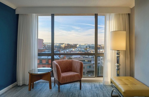 Dupont Circle Hotel | The Ven at Embassy Row, Washington, D.C., a Tribute Portfolio Hotel