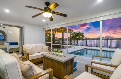 Eight Lakes House | The Waterfront Fishing Retreat