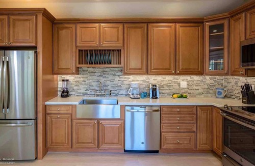 Historic Seaport House | *THE ZESTY LIME @ OLD TOWN* Beautifully Restored Home + LAST KEY SERVICES…